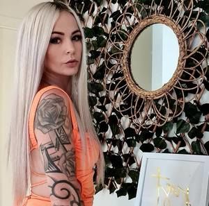 Meet your Posher, Savannah